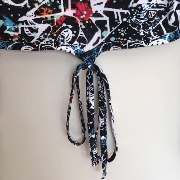 No Comment NY. LA women long sleeves high neck heart print tops. - Picture 2 of 9